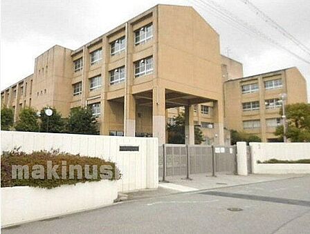 松原市立松原第七中学校 徒歩8分。 590m