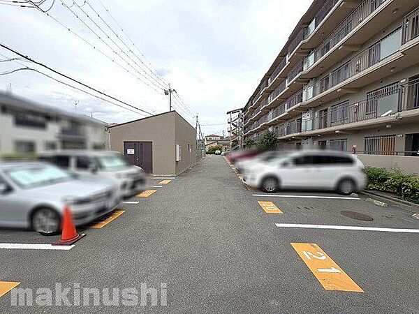 駐車場を拡大表示
