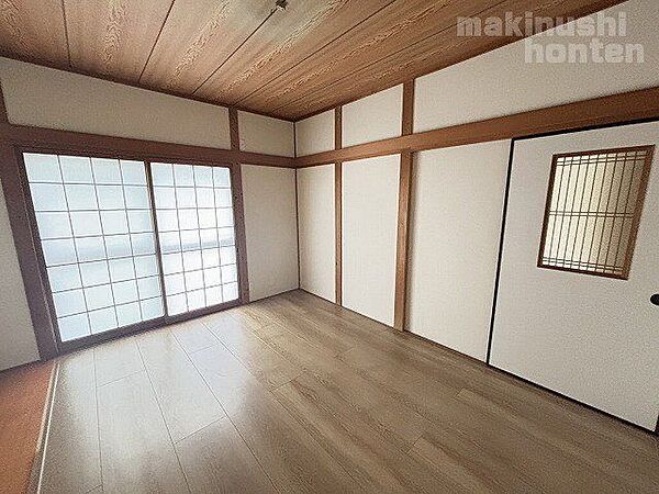 洋室を拡大表示