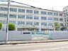周辺：松原市立恵我小学校 徒歩13分。 1010m