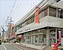 周辺：松原郵便局 徒歩8分。 590m