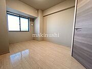 全居室が収納付きで、部屋はいつもすっきり。身の回りの整理整頓もらくらくです♪6帖の洋室にはウォークインクローゼットあり！