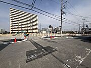 建築条件無しの土地なのでお好きなハウスメーカーで建築できます！一生に一度のマイホームならではのこだわりを実現できます。