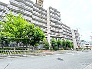 ■メゾネットタイプのお部屋です（1階〜2階部分）■専有面積81.57m2■緑の多い閑静な住宅街の一角です■室内は綺麗に仕上がってますので即入居可能