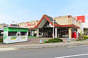 関西スーパー河内長野店 徒歩3分。 190m