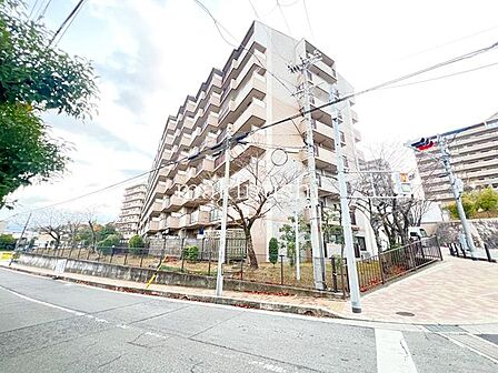 ■室内美装工事後のお引き渡し■オートロック付マンション■南向きバルコニーで日当たり良好■緑豊かな住環境■4階のお部屋です■全居室収納付きでお部屋スッキリ出来ます