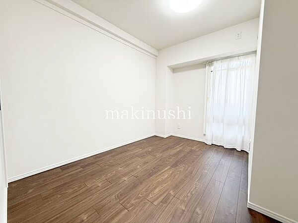 寝室を拡大表示