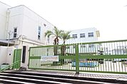 富田林市立高辺台小学校 徒歩8分。 640m