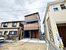 外観：■新築完成しました■北野田駅徒歩10分です！■愛車を守るビルドインガレージ■ＬＤＫ16帖■全居室収納付きの間取り■浴室乾燥暖房付き■シューズクローク付きの玄関■いつでもご見学可能です。ぜひご覧下さい■