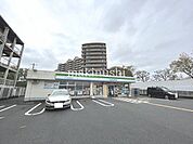 ファミリーマート河内長野南貴望ヶ丘店 徒歩14分。 1060m