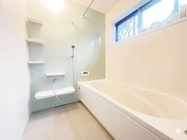 浴室を拡大表示
