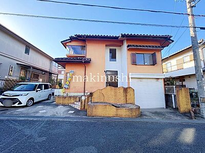 外観:■室内美装工事完了■駐車3台可能■広々5LDKの間取り■お庭付きの邸宅■オール電化住宅■愛車を守るシャッターガレージ付き■道路高低差ほぼ無し■いつでもご見学可能となっております♪ぜひご見学下さいませ■ 外観:■室内美装工事完了■駐車3台可能■広々5LDKの間取り■お庭付きの邸宅■オール電化住宅■愛車を守るシャッターガレージ付き■道路高低差ほぼ無し■いつでもご見学可能となっております♪ぜひご見学下さいませ■