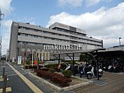 市立柏原病院 徒歩64分。 5100m