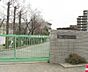 周辺：堺市立日置荘西小学校 徒歩7分。 550m