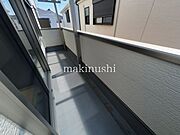 バルコニー風通しの良い明るいバルコニーです。