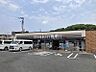 周辺：セブンイレブン藤井寺国府1丁目店 徒歩10分。 740m