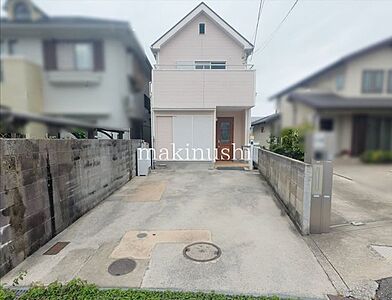 外観:外観堺市中区福田の中古戸建です。令和8年6月リフォーム済みで、気持ちよく新生活を始められます。閑静な住宅街に位置し、落ち着いた住環境が魅力。ゆったりとした暮らしをお望みの方におすすめです。 外観:外観堺市中区福田の中古戸建です。令和8年6月リフォーム済みで、気持ちよく新生活を始められます。閑静な住宅街に位置し、落ち着いた住環境が魅力。ゆったりとした暮らしをお望みの方におすすめです。