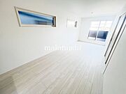 ・忙しい朝も家族が揃って食事をして頂けるダイニングスペース。美味しいお料理と家族の会話が楽しめます。