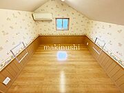 洋室収納スペースとしても使用できます