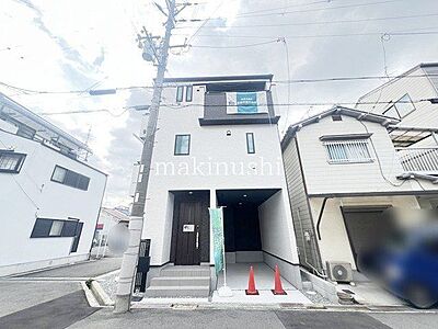 外観:令和8年7月に完成しました♪3階建て♪駐車は1台可能♪インナーガレージなので大切な愛車を雨や風から守ってくれます♪ 外観:令和8年7月に完成しました♪3階建て♪駐車は1台可能♪インナーガレージなので大切な愛車を雨や風から守ってくれます♪