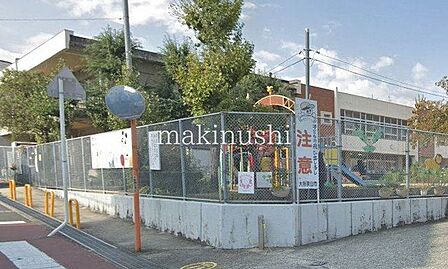 大阪狭山市立こども園 徒歩3分。 170m