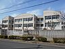 周辺：富田林市立明治池中学校 徒歩5分。 390m