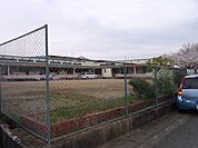橋本市立紀見幼稚園 徒歩13分。 1010m