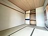室内：■和室　6帖■リビング隣には日当たり良好の和室付きです。間仕切りを開ければリビングと繋がり開放感が出ます。■