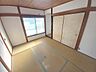 室内：2階和室6帖
