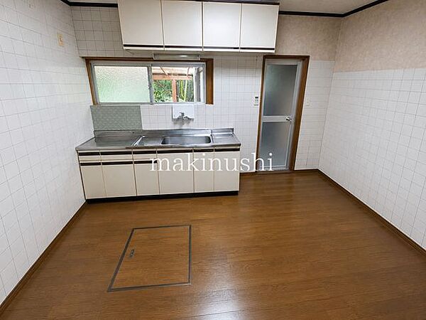 キッチンを拡大表示