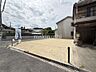 外観：■現地土地写真■土地約32.22坪■更地■建築条件無し■高低差無し■前面道路幅員東側：約5ｍ■前面道路幅員南側：約4ｍ