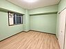 子供部屋：室内