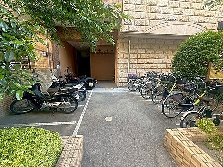 バイク置場・駐輪場