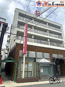 外観:最上階、南向き、日当たり・通風・眺望良好、3LDK、お客様好みのリフォームが可能、収益物件にも最適、駅徒歩圏・2WAYアクセス可能、近隣施設良好など魅力的です♪ 外観:最上階、南向き、日当たり・通風・眺望良好、3LDK、お客様好みのリフォームが可能、収益物件にも最適、駅徒歩圏・2WAYアクセス可能、近隣施設良好など魅力的です♪