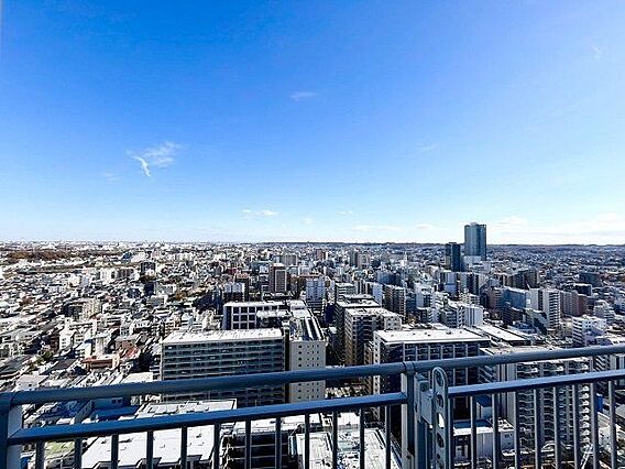 眺望：周りに高...