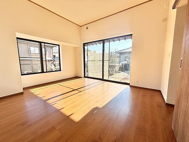 リビング/ダイニング 八王子市兵衛1丁目10-30