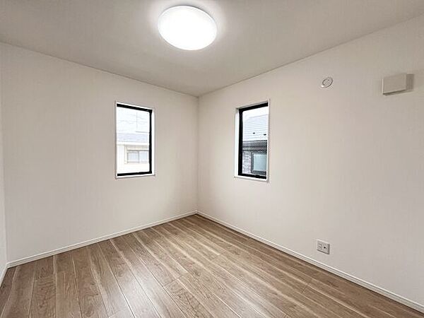 洋室を拡大表示