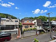 周囲には緑豊かな景観が広がっています。※実際の写真から家具等を消すCG加工をしています。