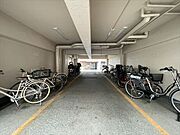 駐輪場※実際の写真から家具等を消すCG加工をしています。