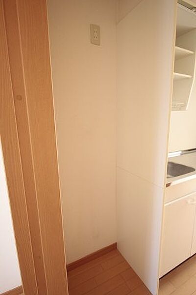 画像6:もちろん冷蔵庫置き場もあります☆ ※写真は別室です