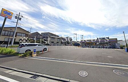 ミニストップ横浜戸塚下郷店 徒歩19分。24時間いつでも利用できるコンビニが近くに。買い忘れや急な用事にもすぐ対応でき、暮らしの頼れるパートナーになってくれます。 1500m