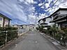 外観：前面道路含む現地写真