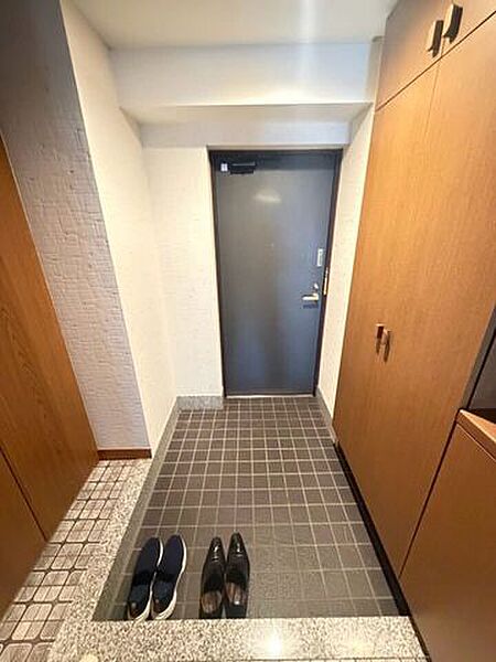玄関を拡大表示