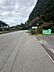 外観：前面道路含む現地写真