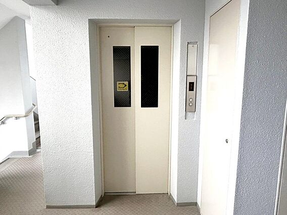 【エレベーター...