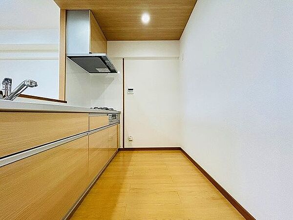 キッチンを拡大表示