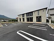 敷地内平面駐車場