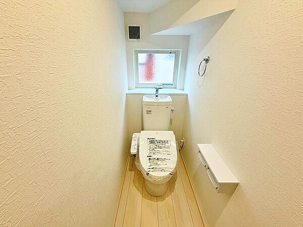 トイレを拡大表示