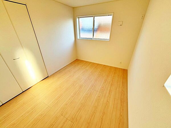 洋室を拡大表示