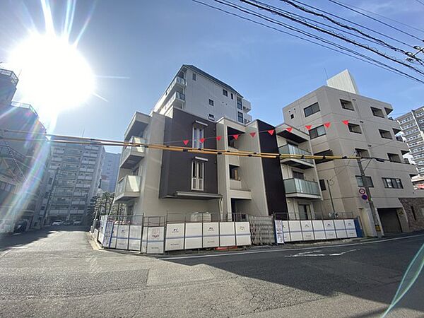 広島県広島市中区東白島町(賃貸マンション1LDK・1階・42.11㎡)の写真 その1